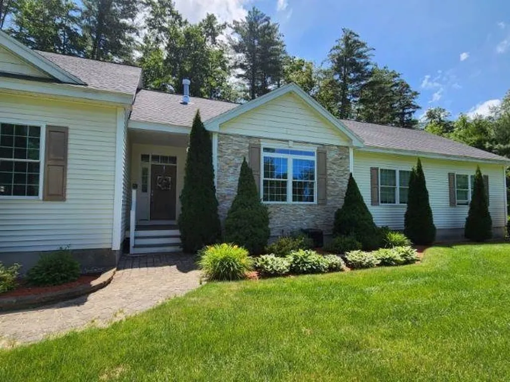 553 Charles Bancroft Highway Litchfield NH 03052