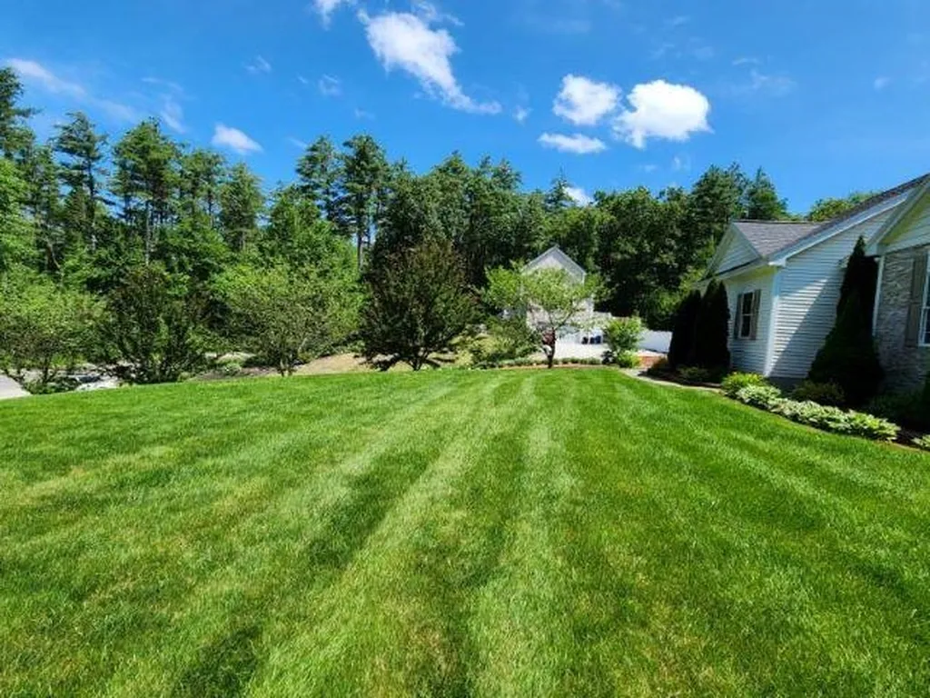 553 Charles Bancroft Highway Litchfield NH 03052