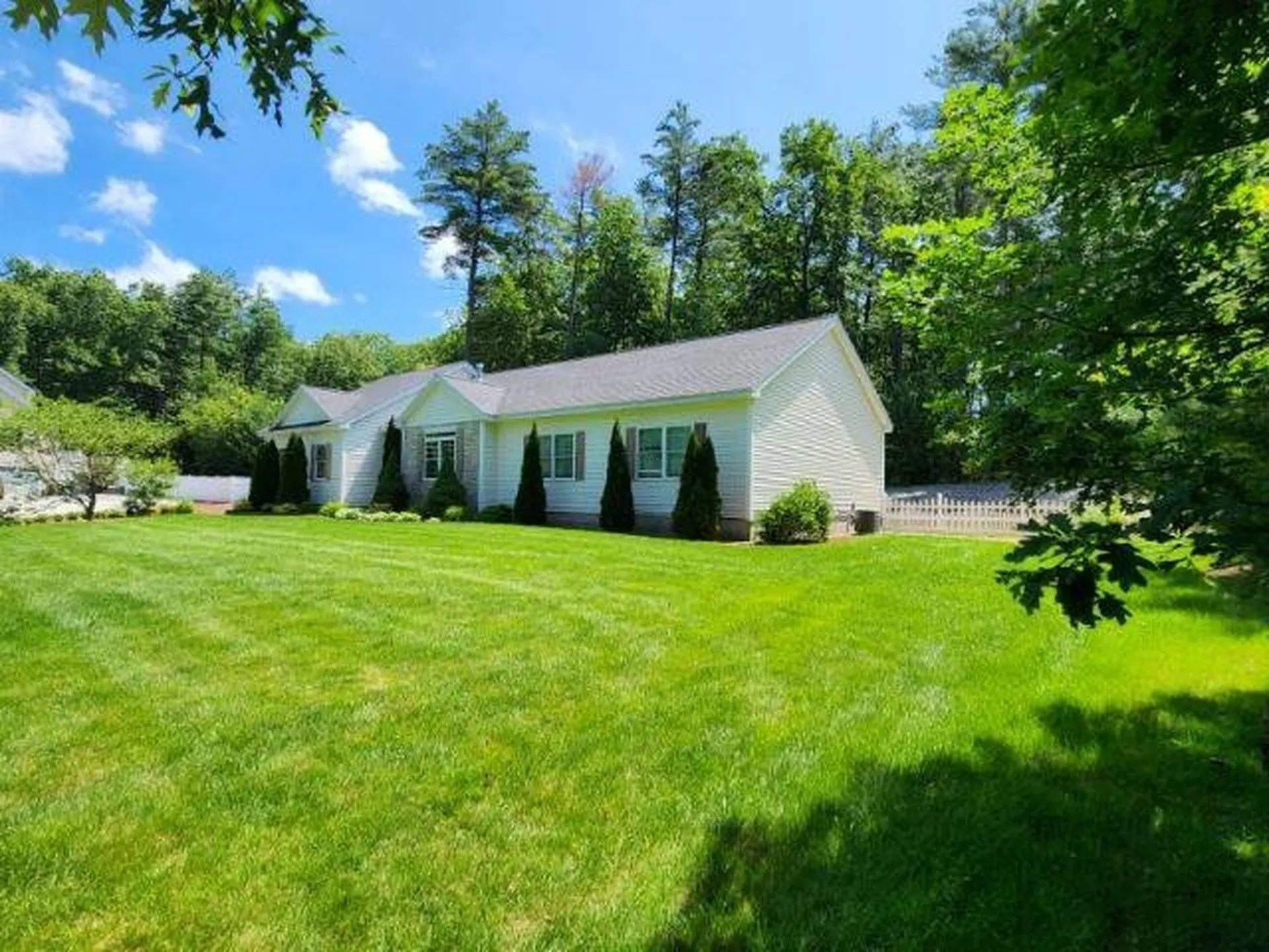 553 Charles Bancroft Highway Litchfield NH 03052