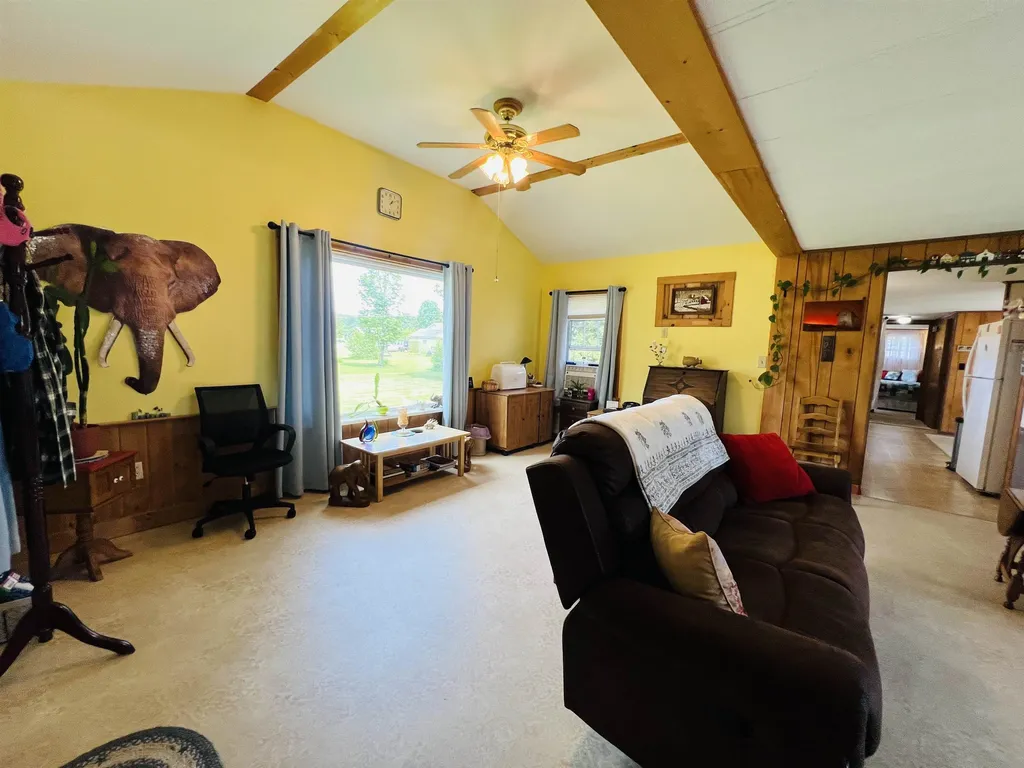 122 Ingalls Lane Lyndon VT 05851