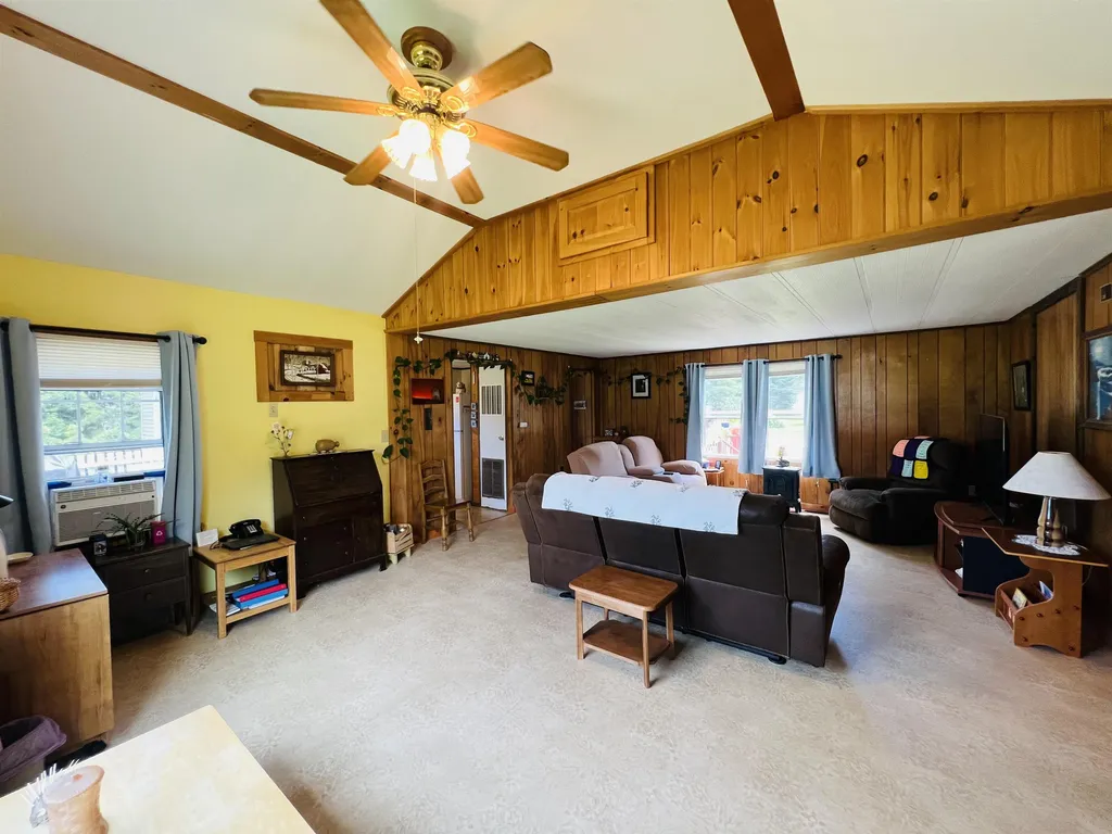 122 Ingalls Lane Lyndon VT 05851