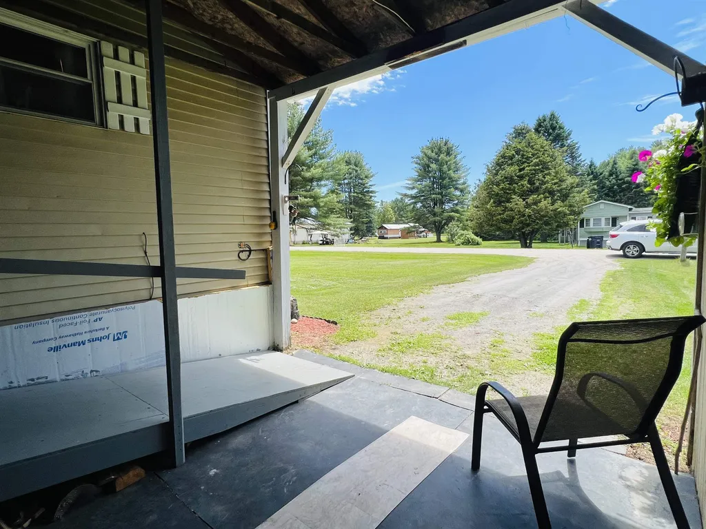 122 Ingalls Lane Lyndon VT 05851
