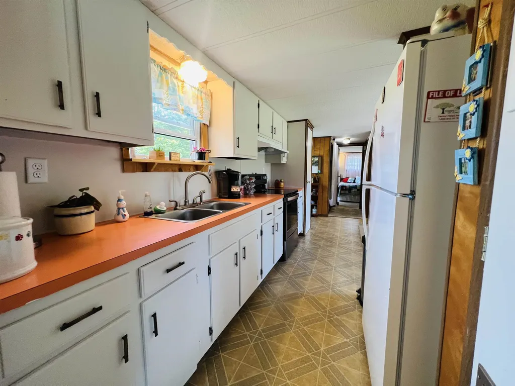 122 Ingalls Lane Lyndon VT 05851