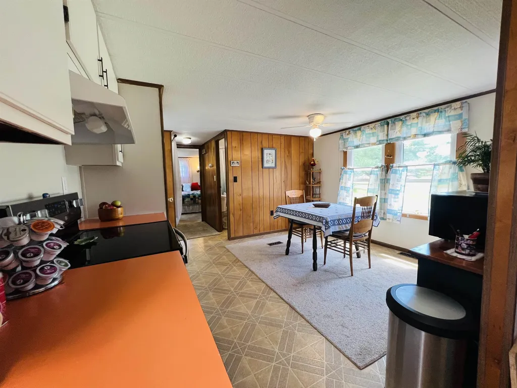 122 Ingalls Lane Lyndon VT 05851