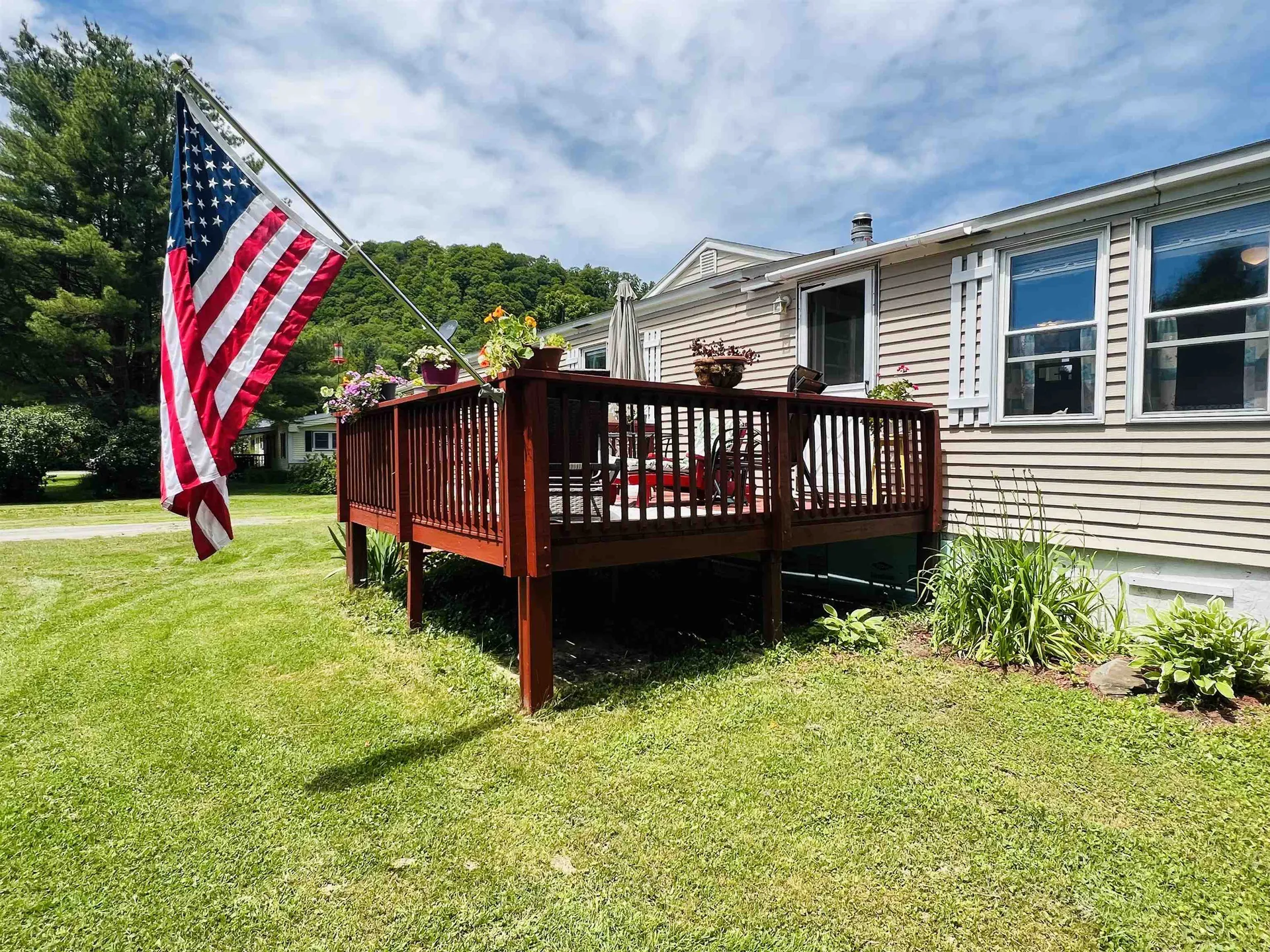 122 Ingalls Lane Lyndon VT 05851