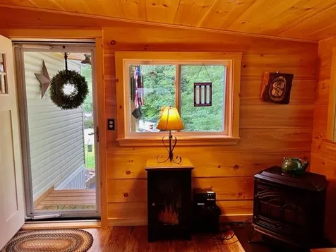 17 Fox Hill Lane Conway NH 03813