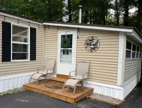 17 Fox Hill Lane Conway NH 03813