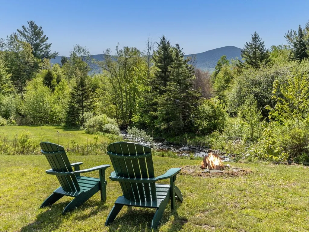 152 Wolf Lane Lincoln VT 05443