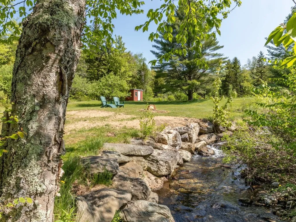 152 Wolf Lane Lincoln VT 05443