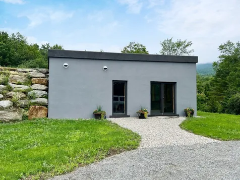 152 Wolf Lane Lincoln VT 05443