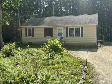 31 Beech River Circle Ossipee NH 03814