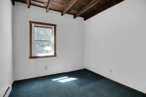 13 Pleasant Street Plymouth NH 03264
