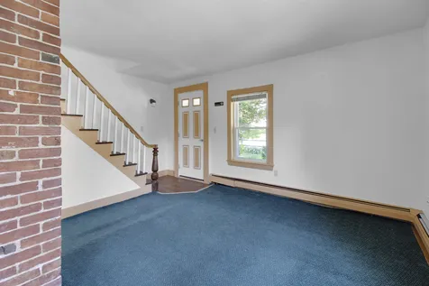 13 Pleasant Street Plymouth NH 03264