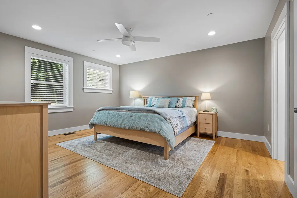792 Sagamore Avenue Portsmouth NH 03801