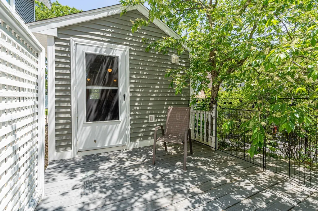 792 Sagamore Avenue Portsmouth NH 03801