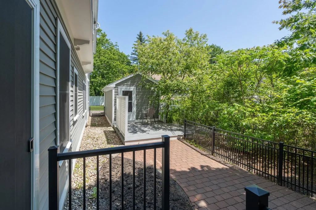 792 Sagamore Avenue Portsmouth NH 03801