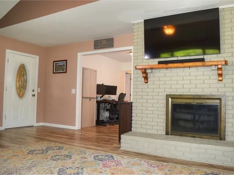35 Jonzetta Court Milton VT 05468