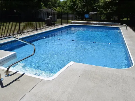 35 Jonzetta Court Milton VT 05468