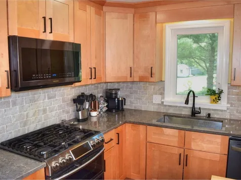 35 Jonzetta Court Milton VT 05468