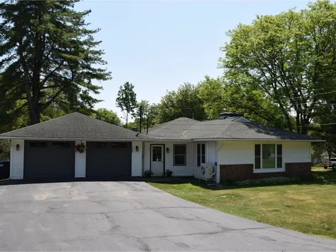 35 Jonzetta Court Milton VT 05468