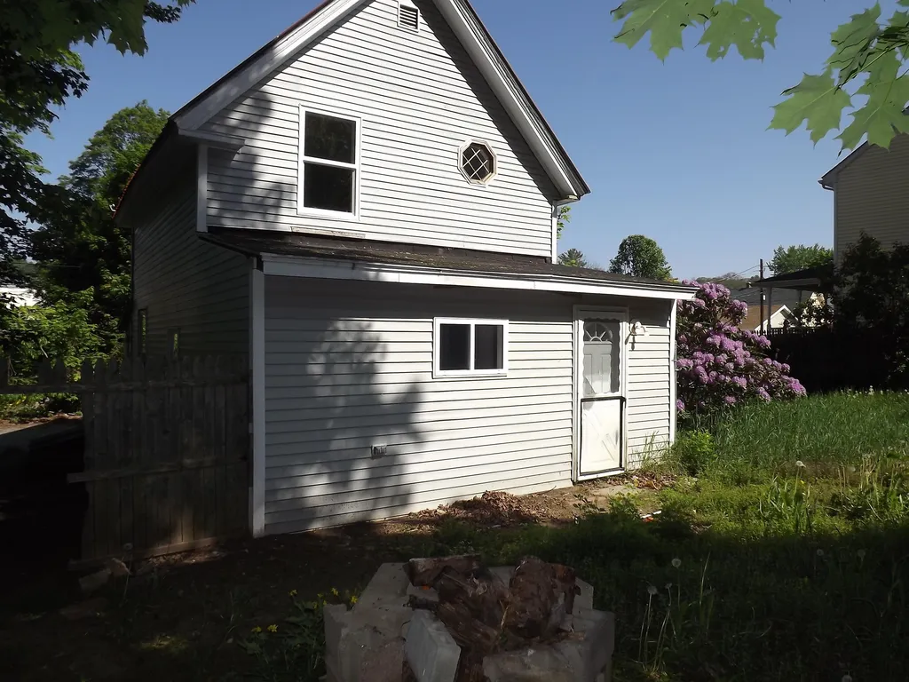 12 Nelson Court Belmont NH 03220