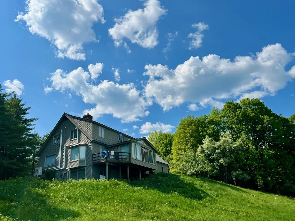 408 Hidden Ridge Road Pomfret VT 05067