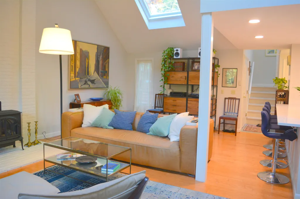 847 Cove Drive Grantham NH 03753