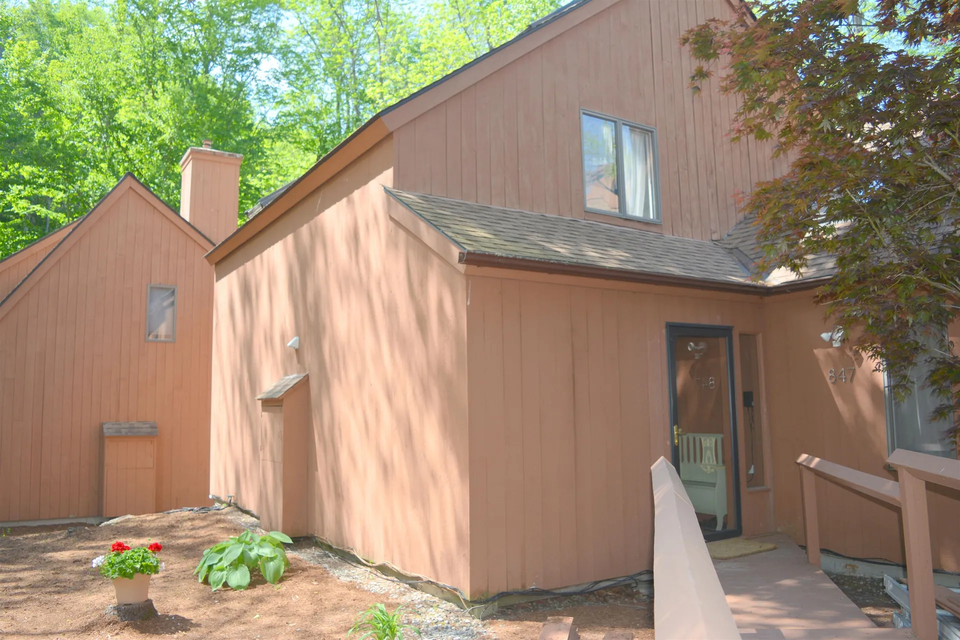 847 Cove Drive Grantham NH 03753