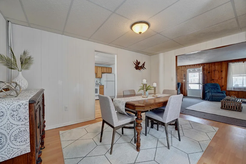15 Boston Avenue Hampton NH 03842