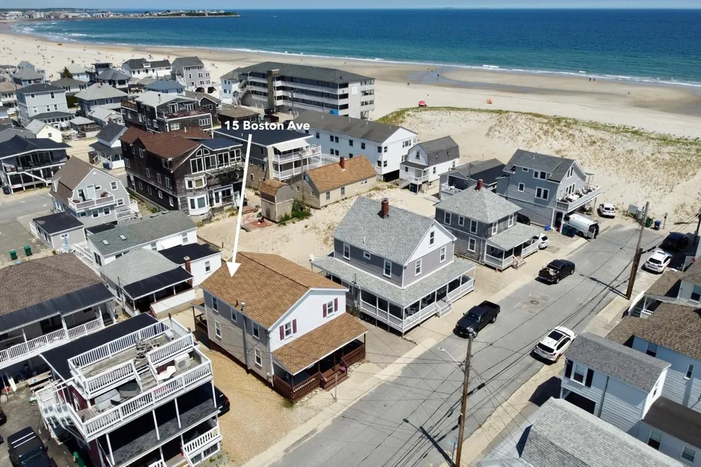 15 Boston Avenue Hampton NH 03842