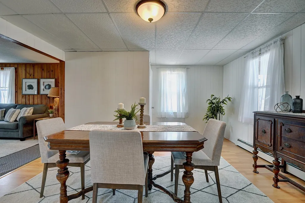 15 Boston Avenue Hampton NH 03842