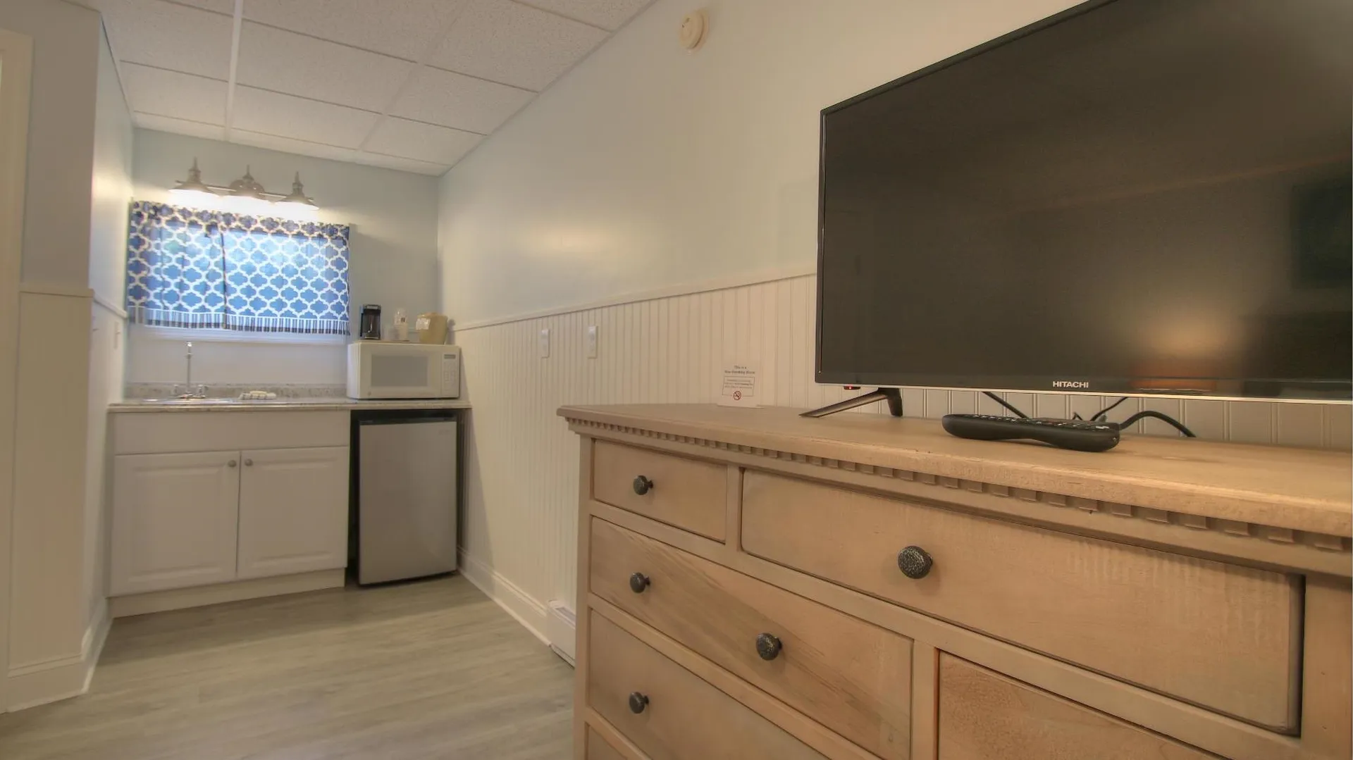 40 Ashworth Avenue Hampton NH 03842