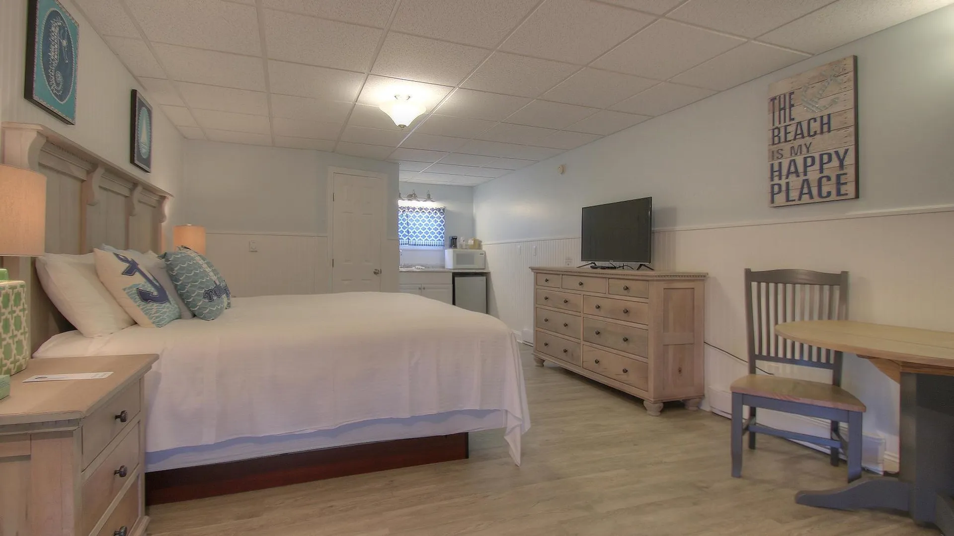 40 Ashworth Avenue Hampton NH 03842
