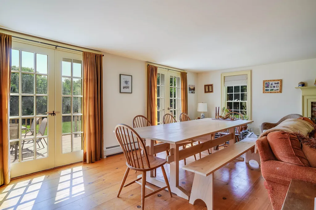 151 Perley Road Francestown NH 03043-0000