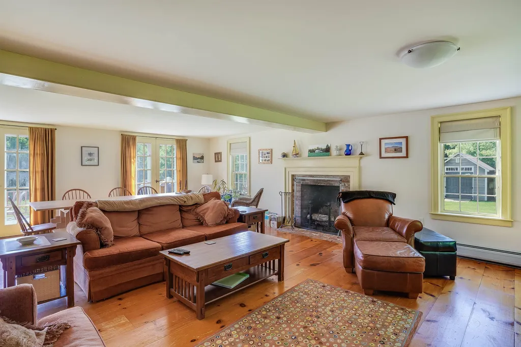 151 Perley Road Francestown NH 03043-0000