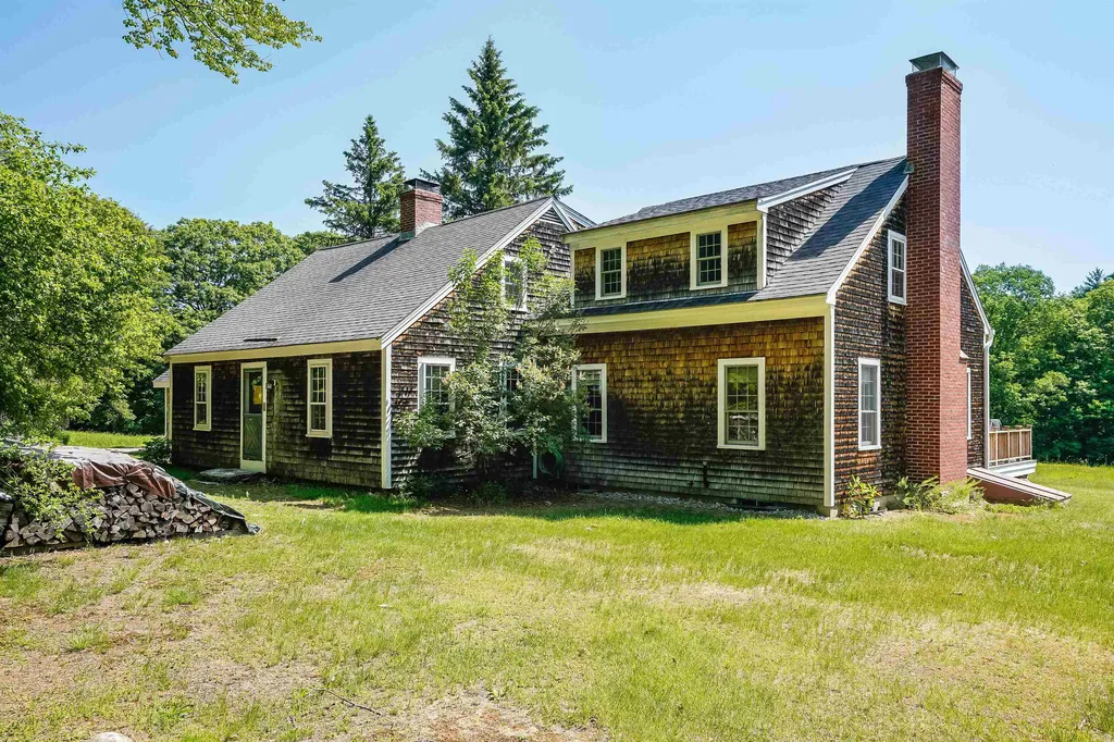 151 Perley Road Francestown NH 03043-0000