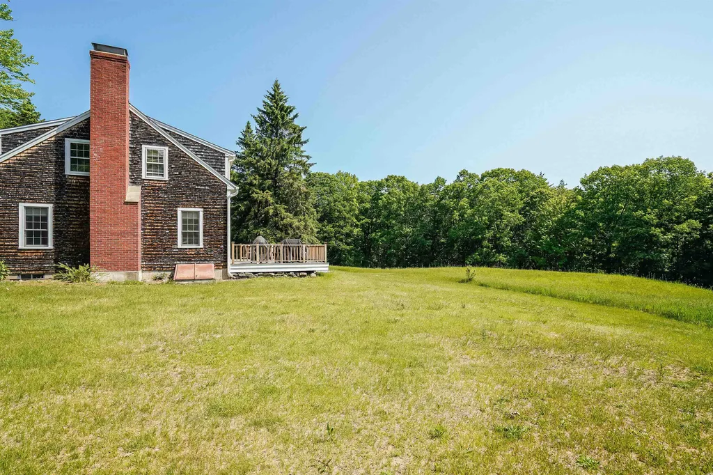 151 Perley Road Francestown NH 03043-0000