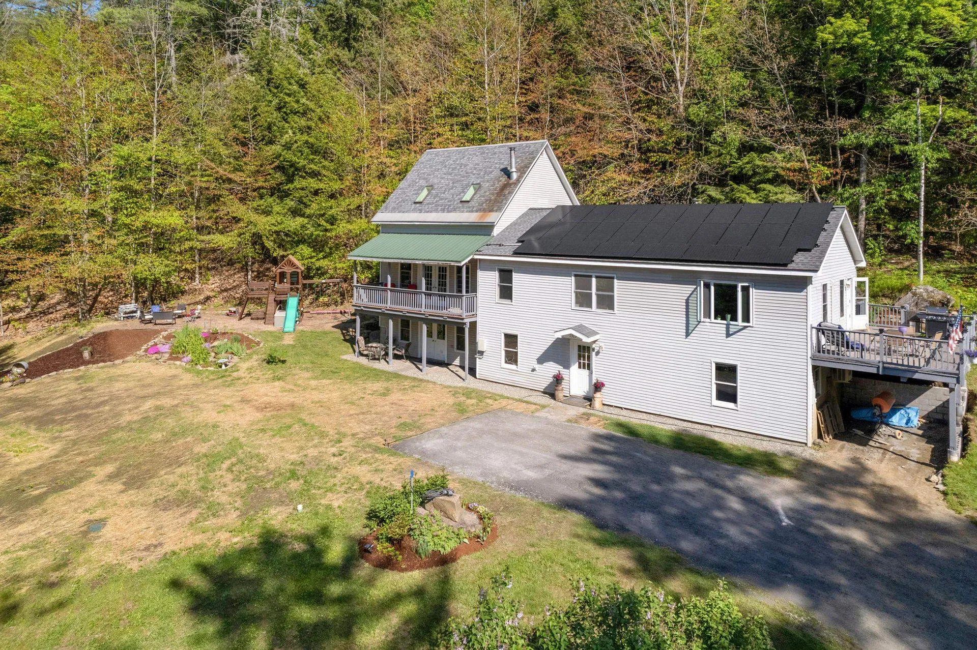 1313 Vt Route 132 Sharon VT 05065
