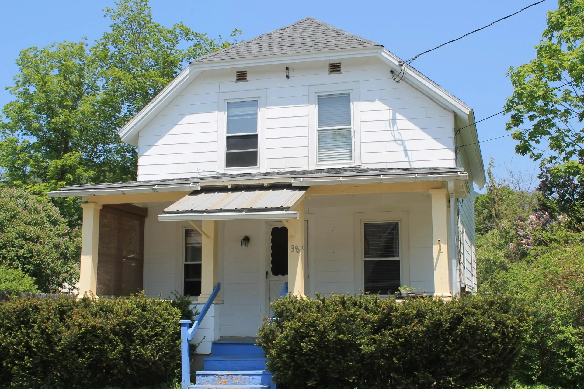 38 School Street Lincoln NH 03251