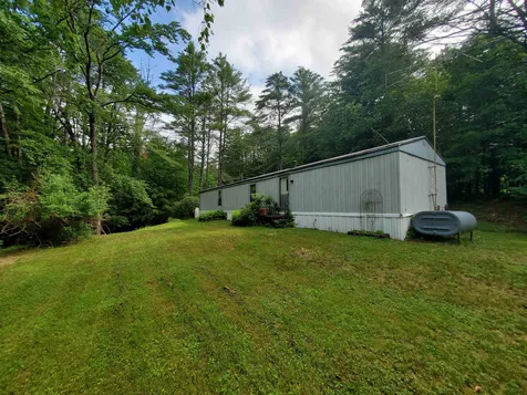 98 Lockehaven Road Enfield NH 03748