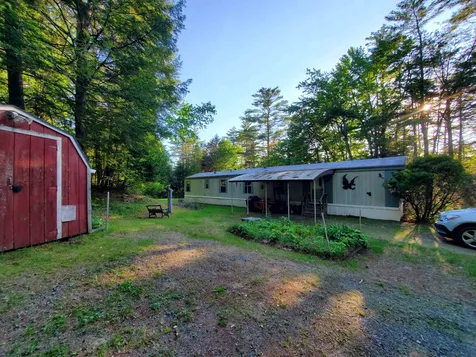 98 Lockehaven Road Enfield NH 03748