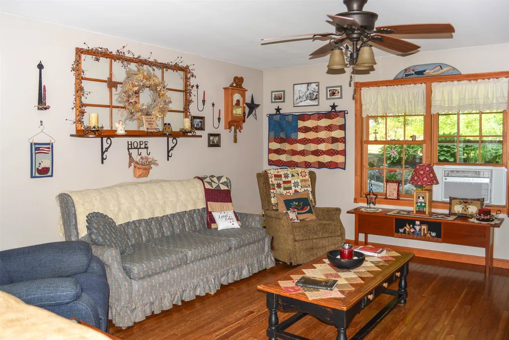90 Richmond Road Winchester NH 03470