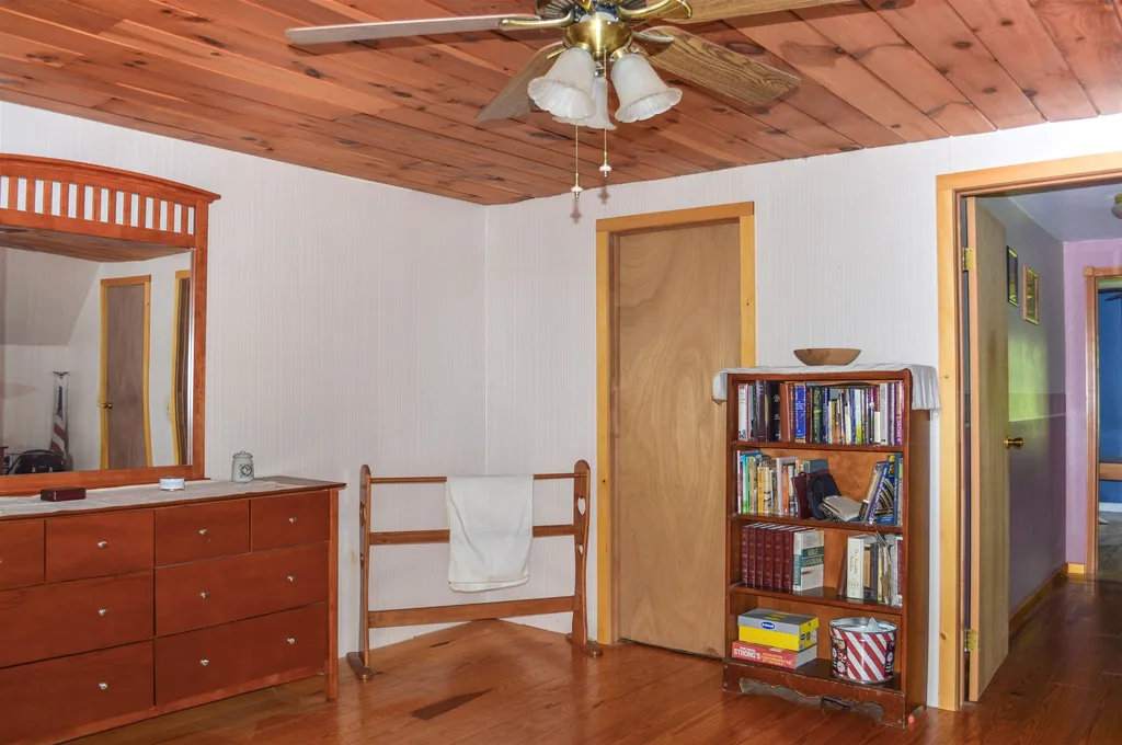 90 Richmond Road Winchester NH 03470