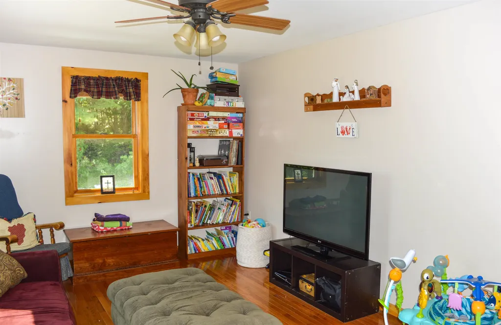 90 Richmond Road Winchester NH 03470