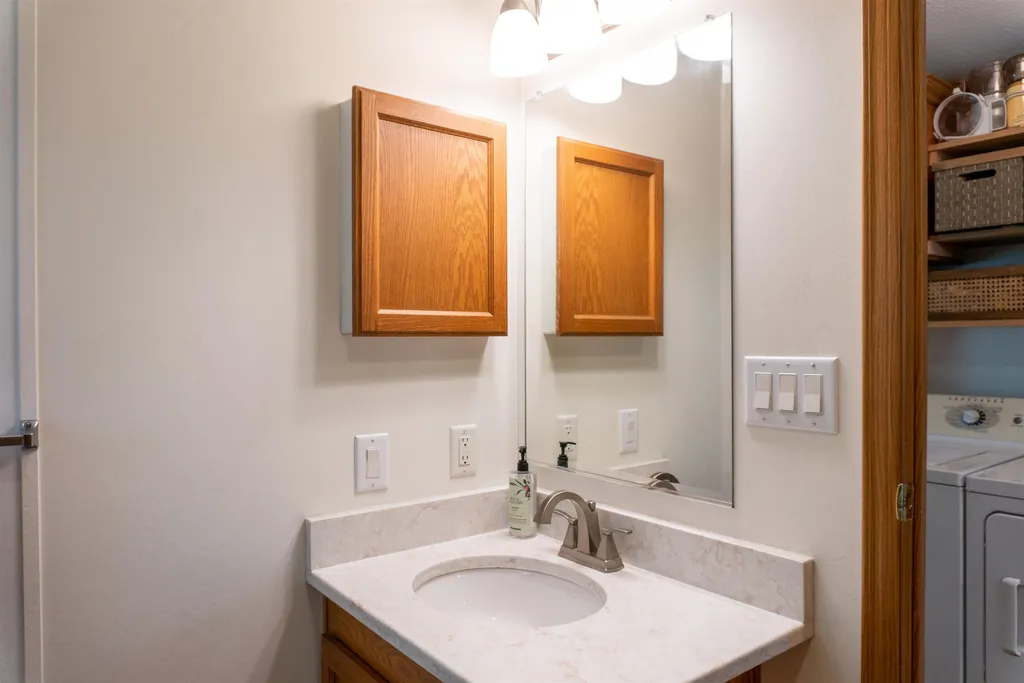 7 Lilac Street Exeter NH 03833