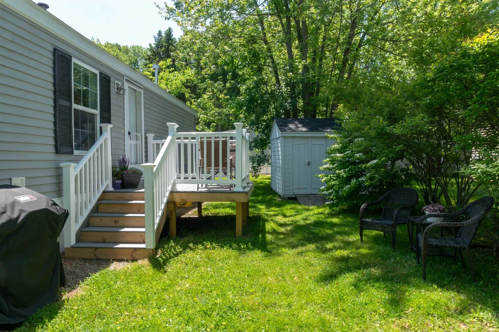 7 Lilac Street Exeter NH 03833