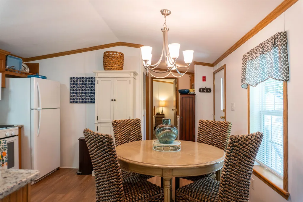 7 Lilac Street Exeter NH 03833