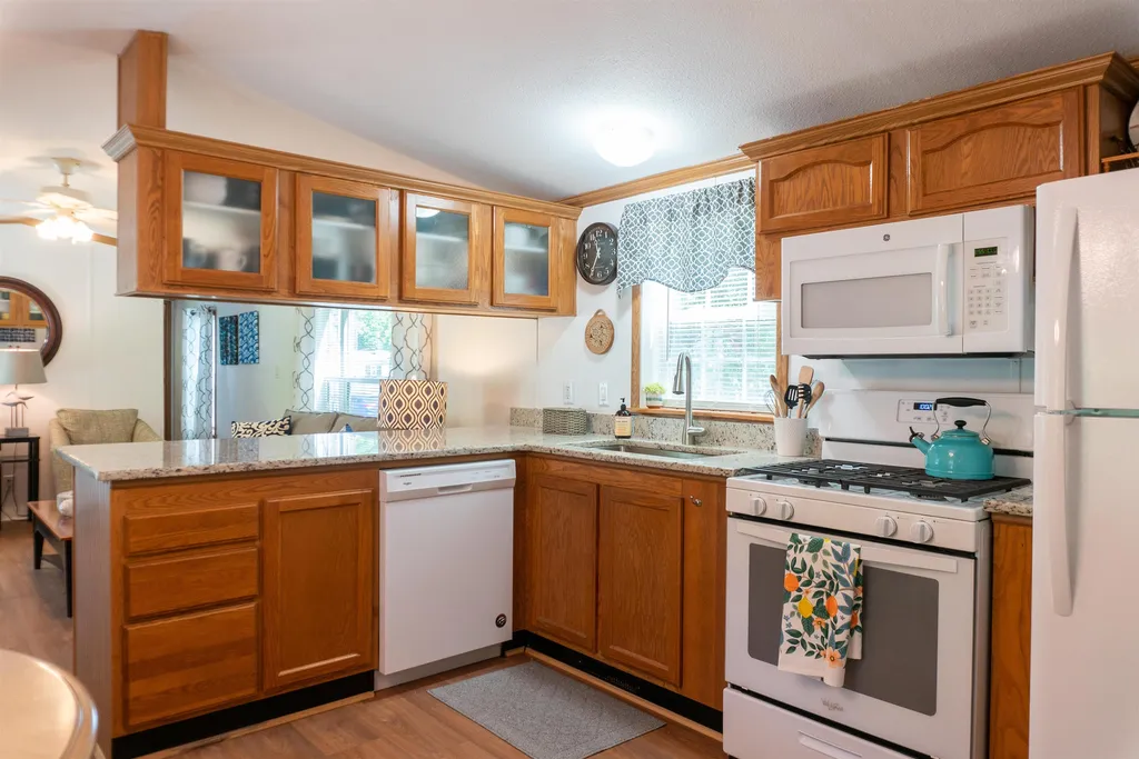 7 Lilac Street Exeter NH 03833