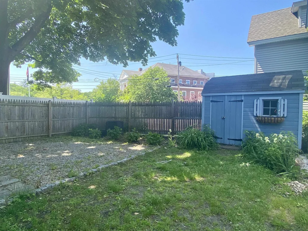 15 Essex Street Concord NH 03301