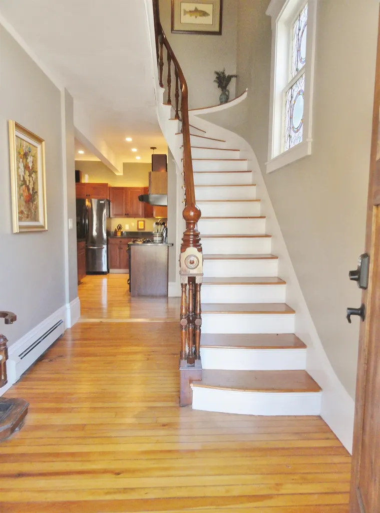 16 Grove Street Concord NH 03301